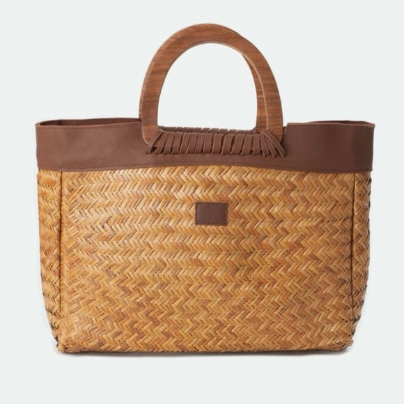 Brixton Handbags - Brixton Straw Woven Tote Natural Brown Bag Top Wood Handle Tote Carry All NWOT